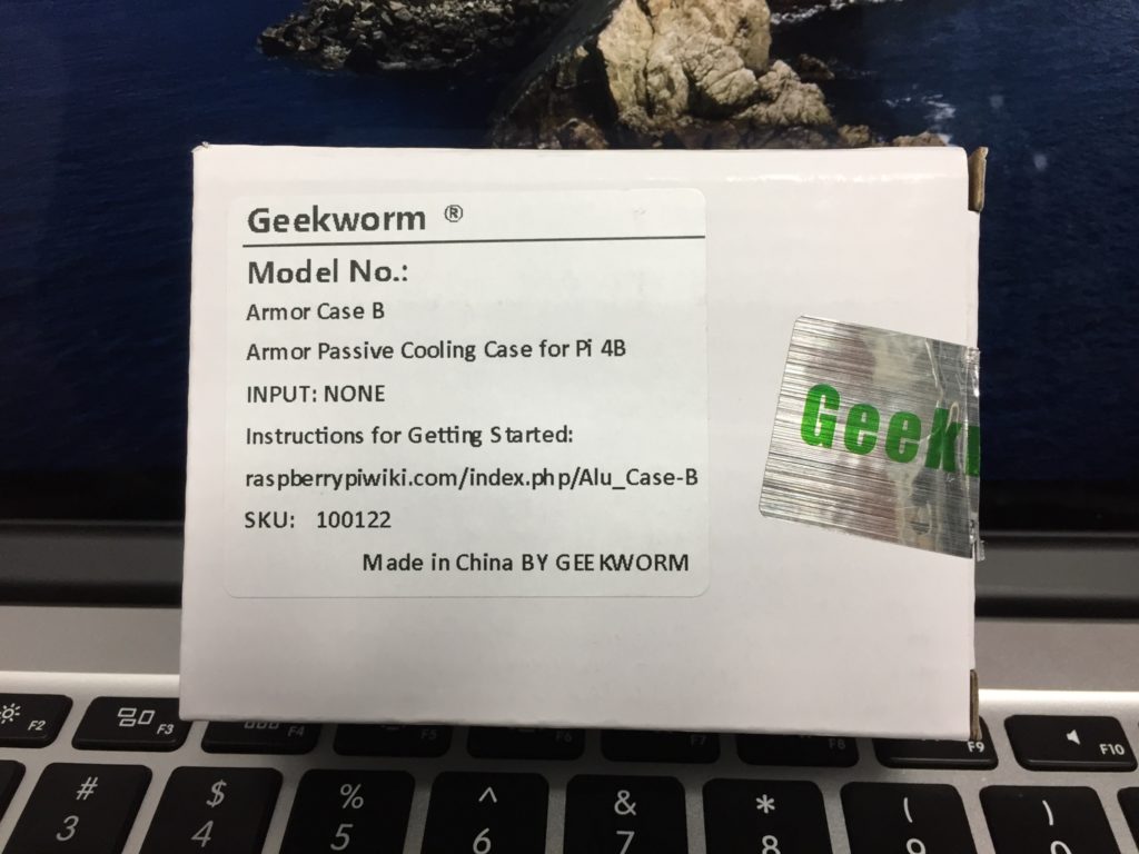 pi 4 Geekworm(TB-2019-16-1) ケース (メタル、ファンレス) – マッタカ WEB